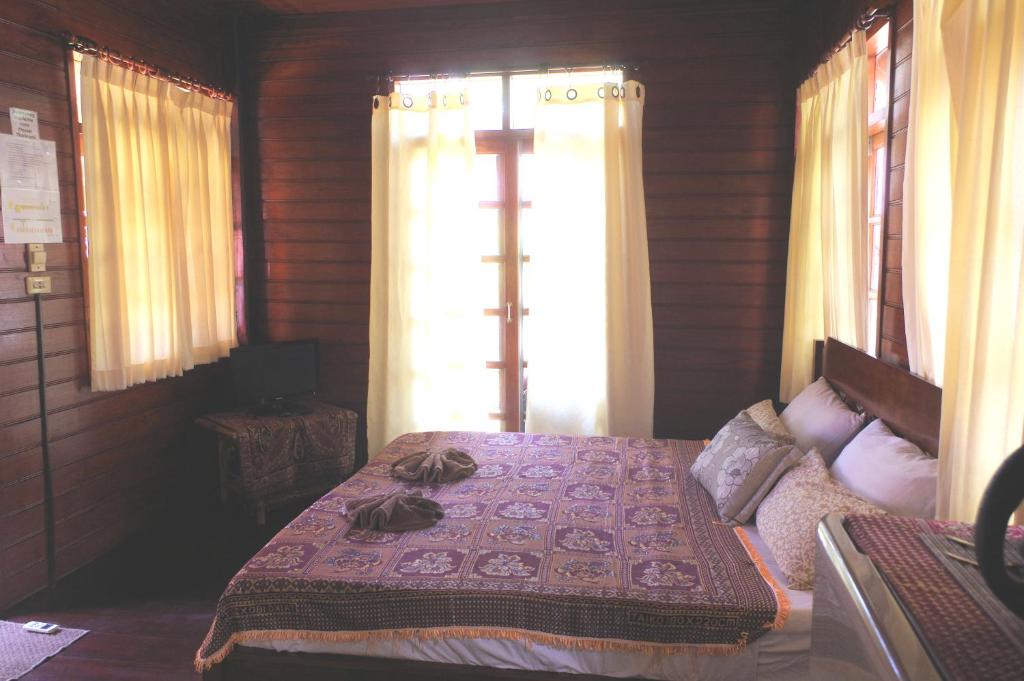 Thai House Beach Resort - 14