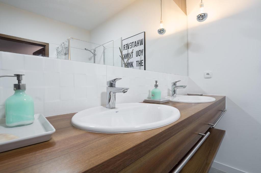 Koupelna v ubytování Quattro Loft Hostel