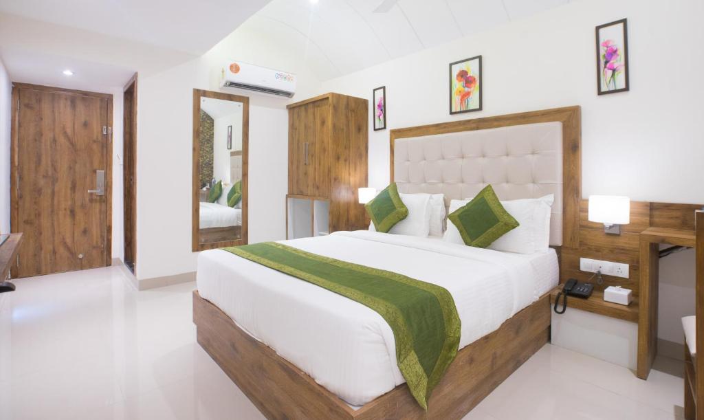 Легло или легла в стая в Treebo Trend Amber International