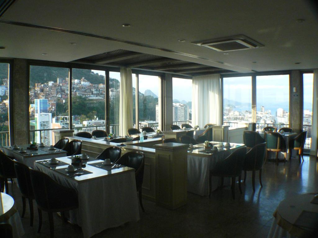  Ipanema Tiffanys Residence Service