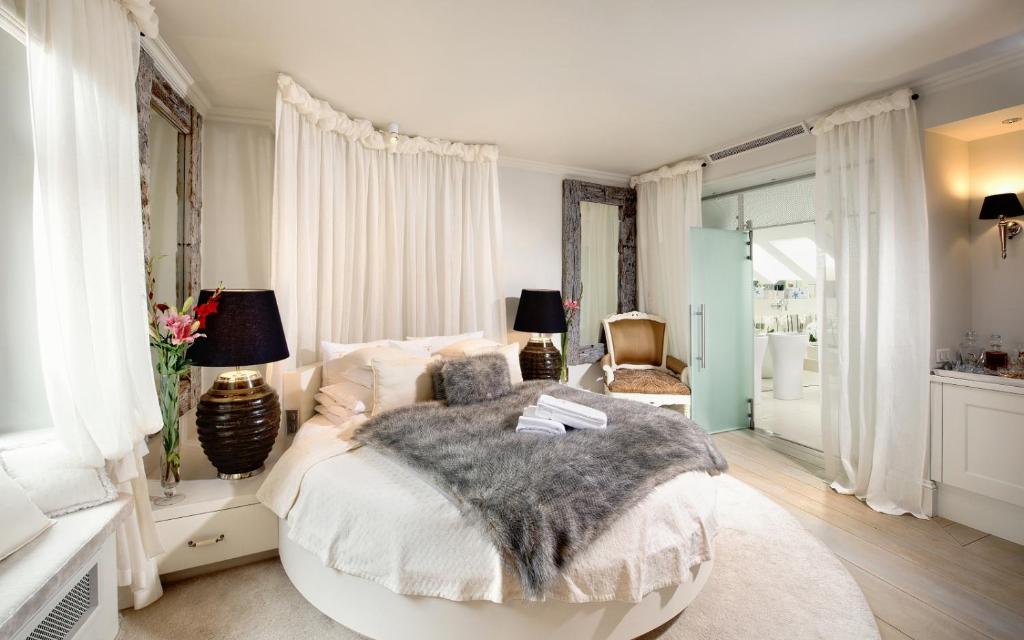 Kanonicza 22 - Resim 17