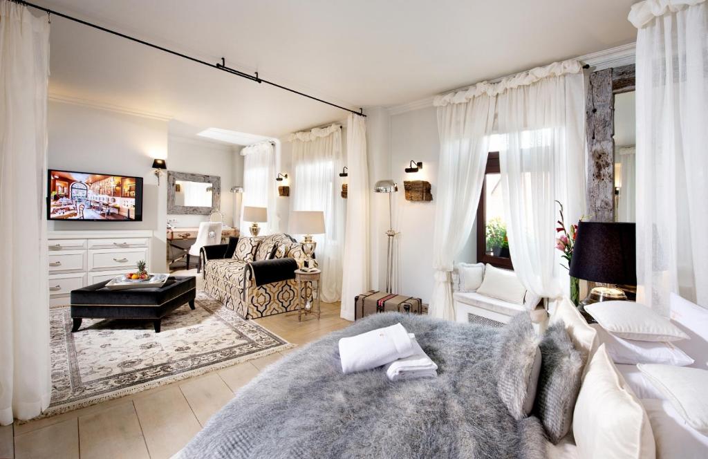 Kanonicza 22 - Resim 16