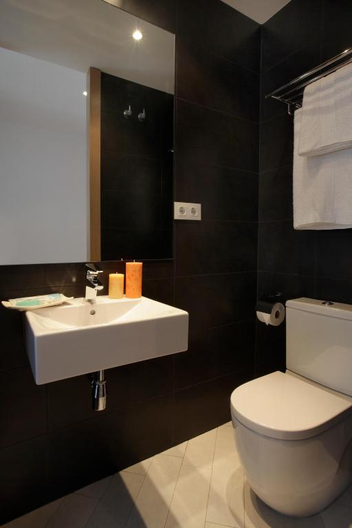 Kúpeľňa v ubytovaní Fisa Rentals Les Corts Apartments