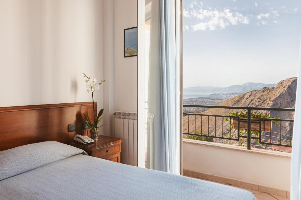 Příroda nedaleko hotelu