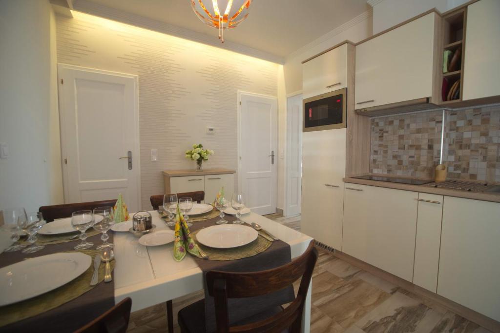 Kuchyň nebo kuchyňský kout v ubytování Holiday Home Podium