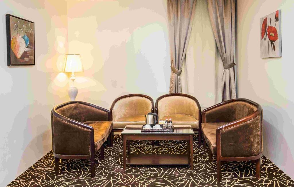 Posezení v ubytování Rest Night Serviced Apartments- AlHamra