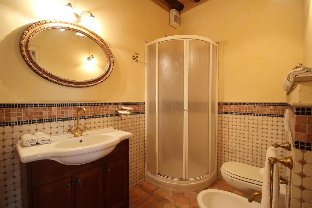 Koupelna v ubytování Agriturismo Le Querce