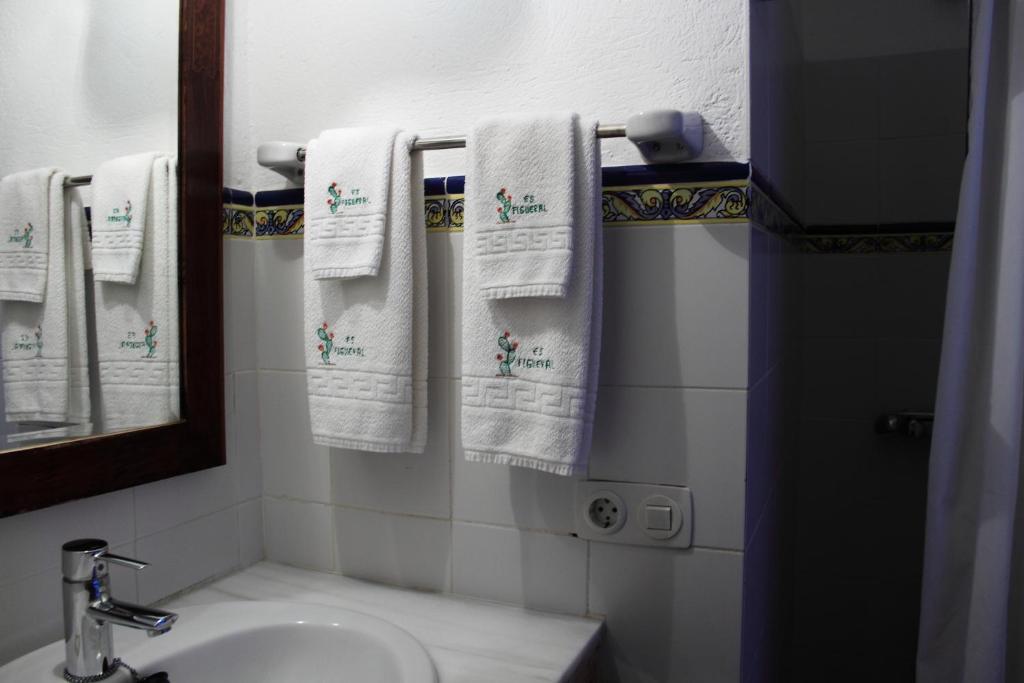 Petit Hotel Es Figueral - Double Or Twin Room