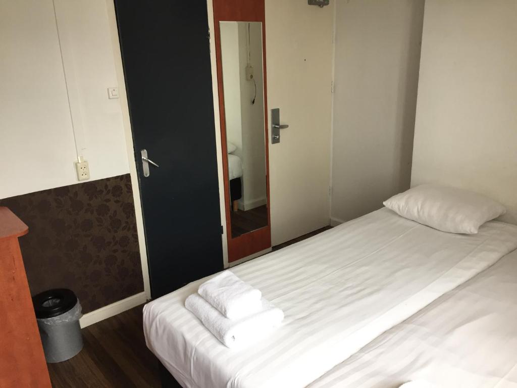 Hotel Amsterdam Inn - Resim 13