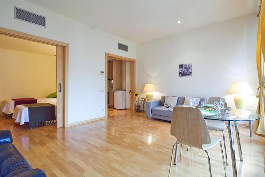 Apartment AM Urquinaona, Barcelona, Spain - Booking.com