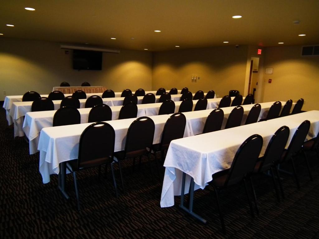 Konferenční prostory v ubytování Aspen Suites Hotel Juneau