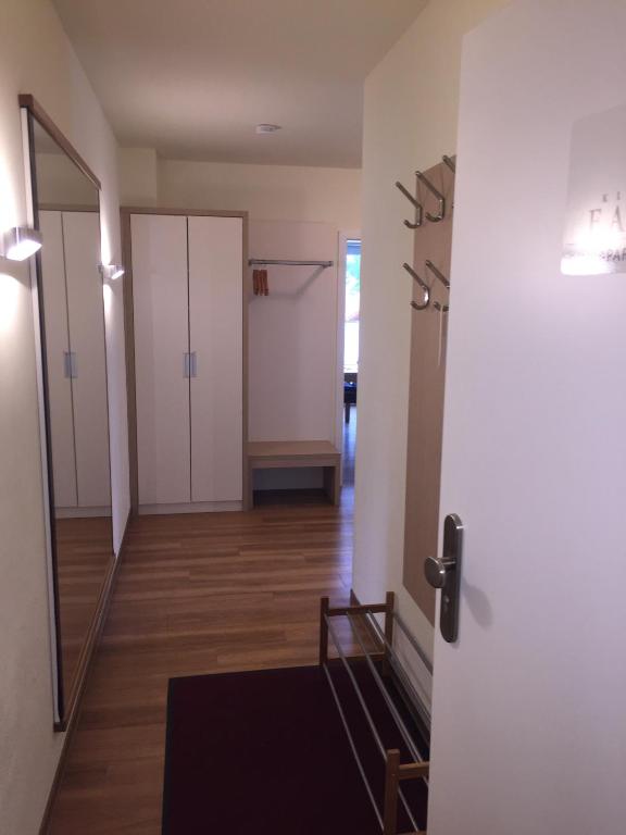 Kuchyň nebo kuchyňský kout v ubytování Apartmenthaus Kleiner Falke