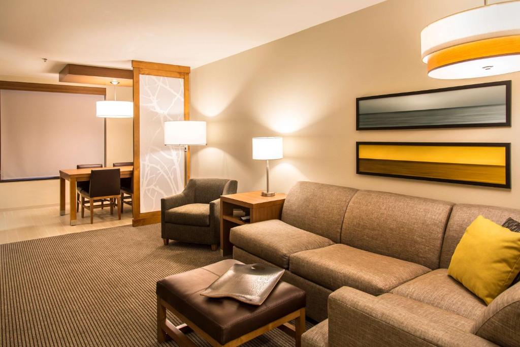 Hyatt Place Charlottesville photo