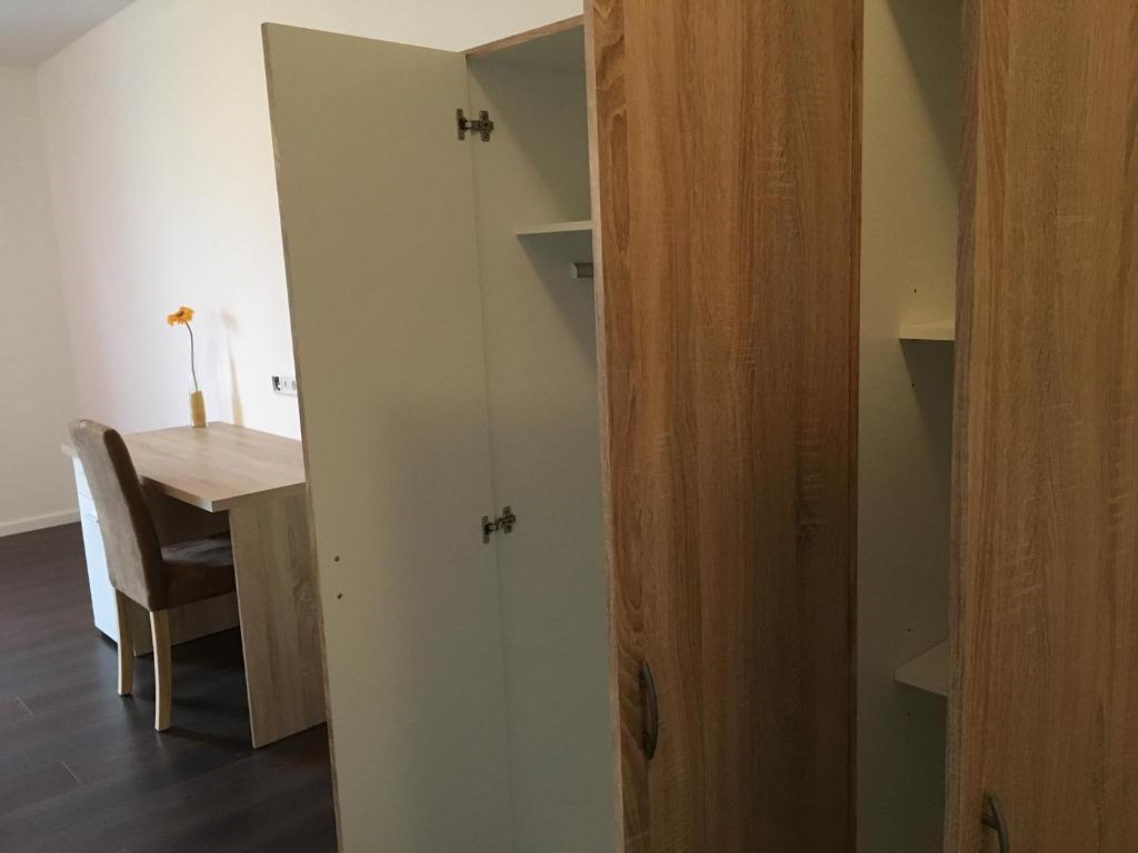 Fotografie z fotogalerie ubytování Stundenhotel Krieger v destinaci Büren