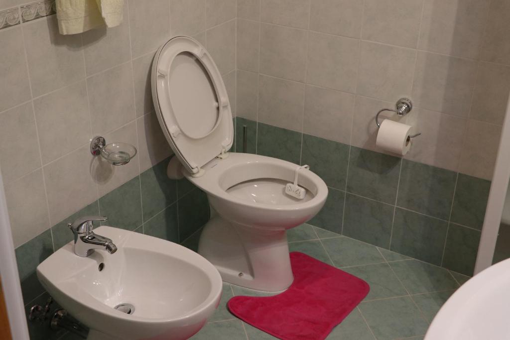 Łazienka w obiekcie Parcoverdepino