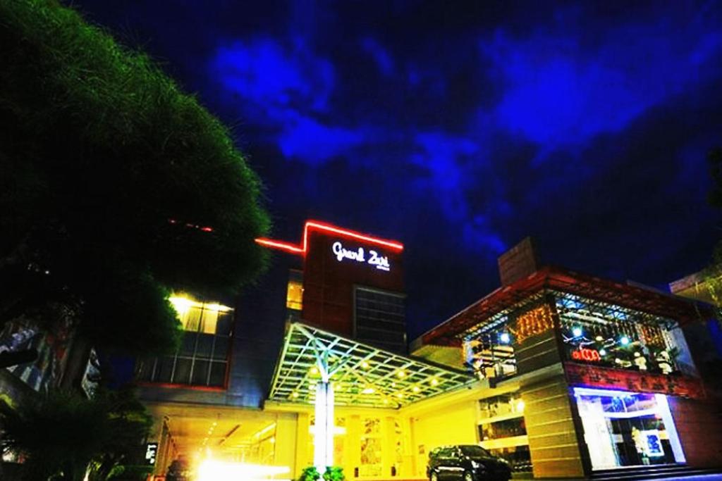 Gallery image of Hotel Grand Zuri Muara Enim in Muaraenim