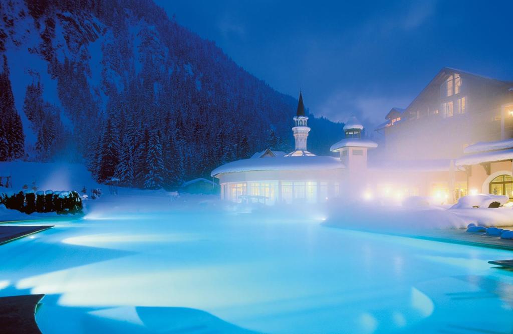 Afbeelding uit fotogalerij van Wellnesshotel ...liebes Rot-Flüh in Haldensee