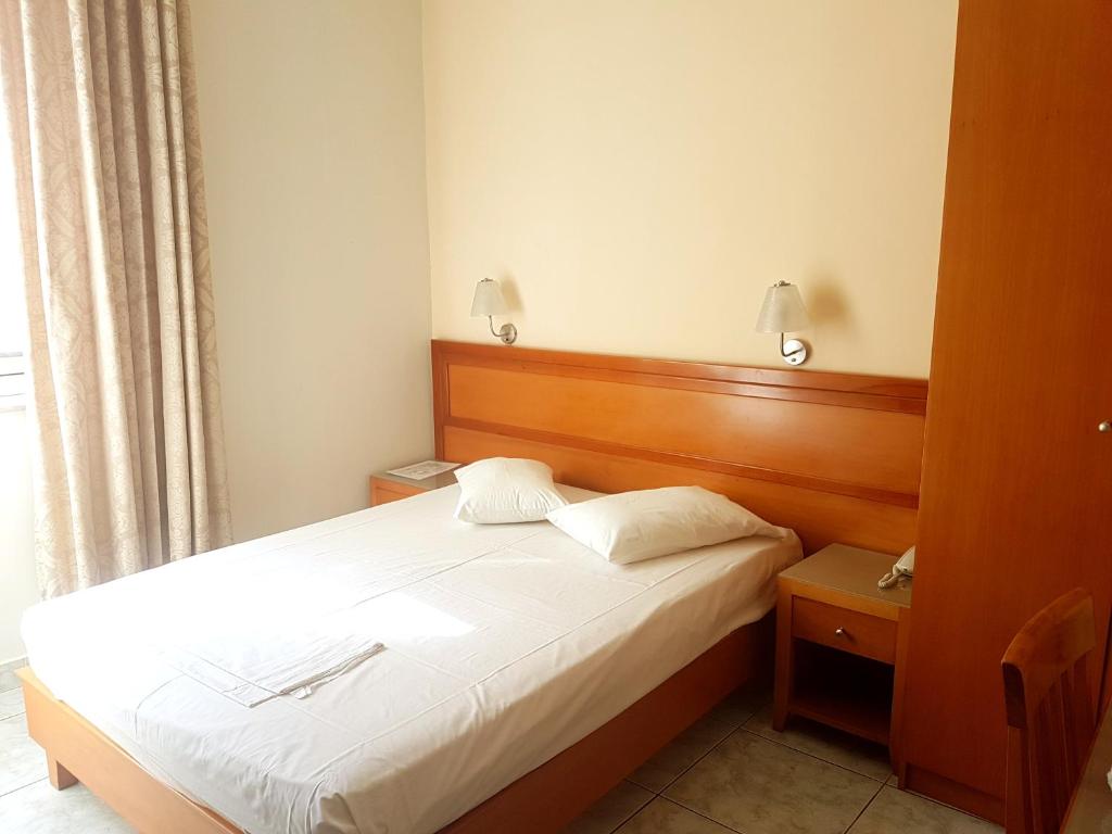Posteľ alebo postele v izbe v ubytovaní Lena Hotel