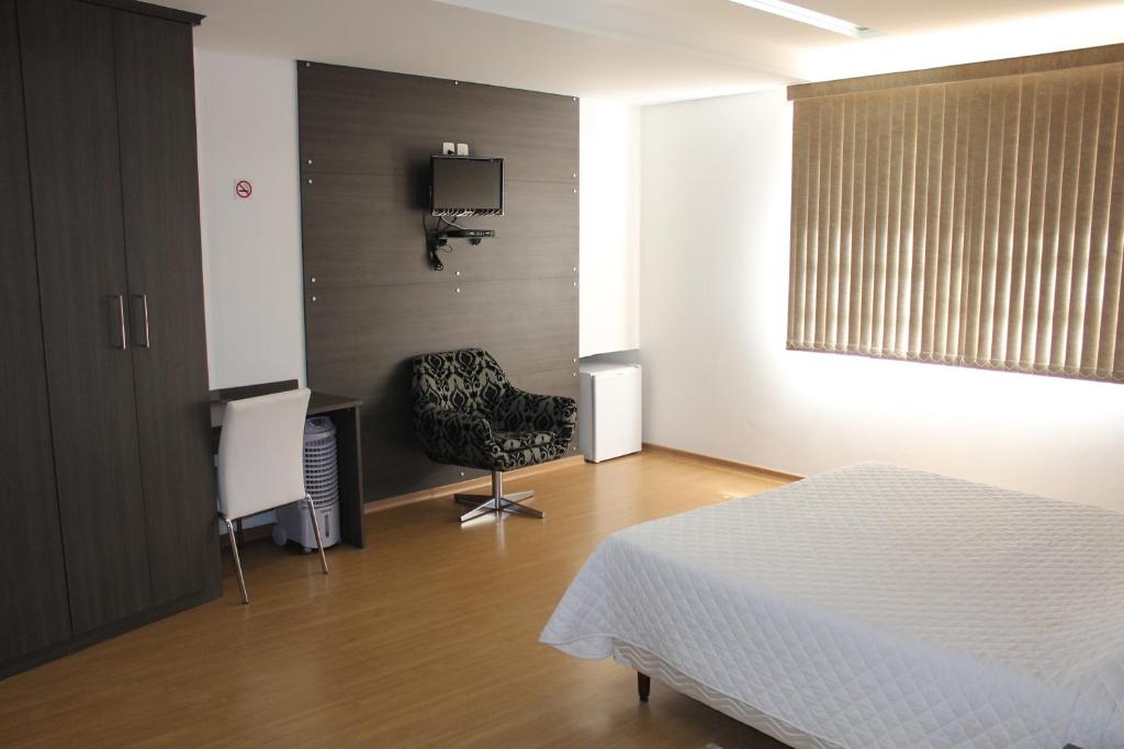  Hotel Colonial Gold