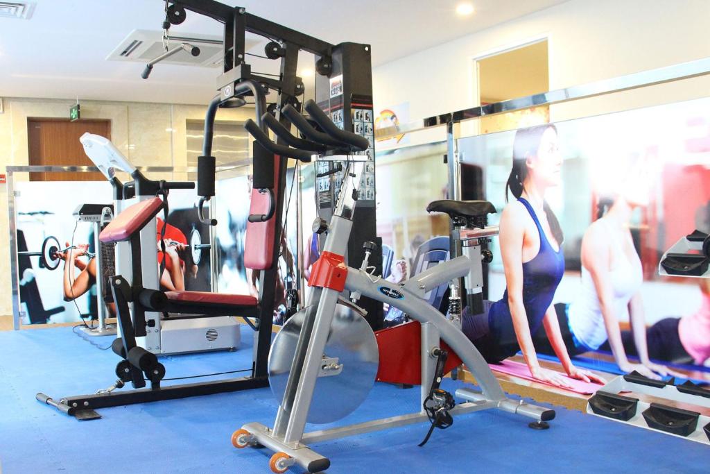 Fitness centrum a/nebo fitness zařízení v ubytování Avatar Danang Hotel