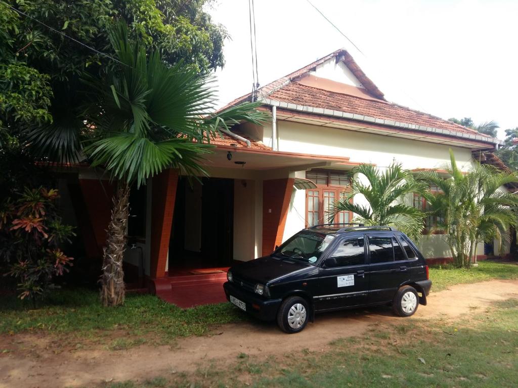 DAJ Bungalows - Housity