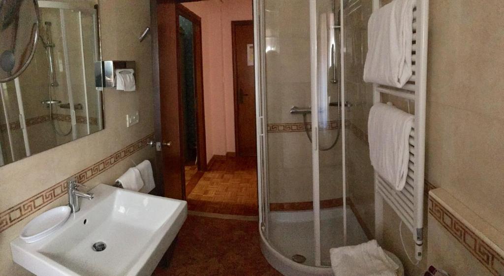 Koupelna v ubytování Royal San Marco Hotel