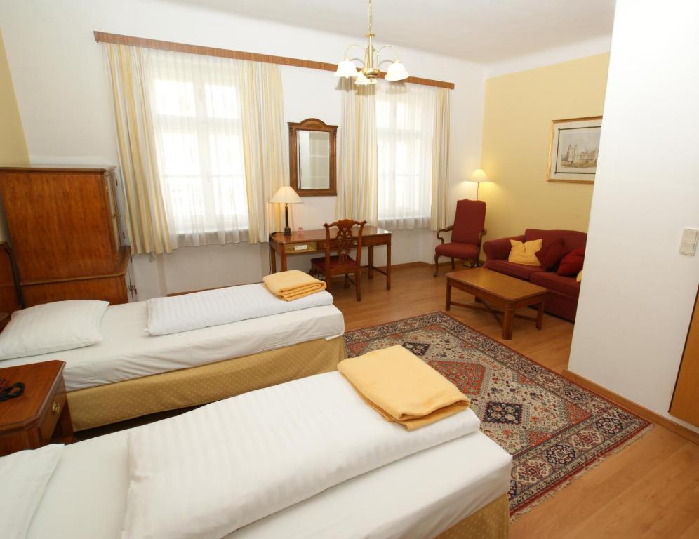 Postel nebo postele na pokoji v ubytování Landhotel Groggerhof