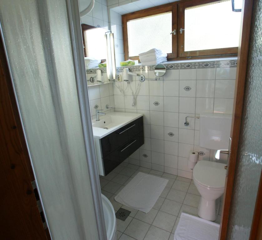 Koupelna v ubytování Landhotel Groggerhof