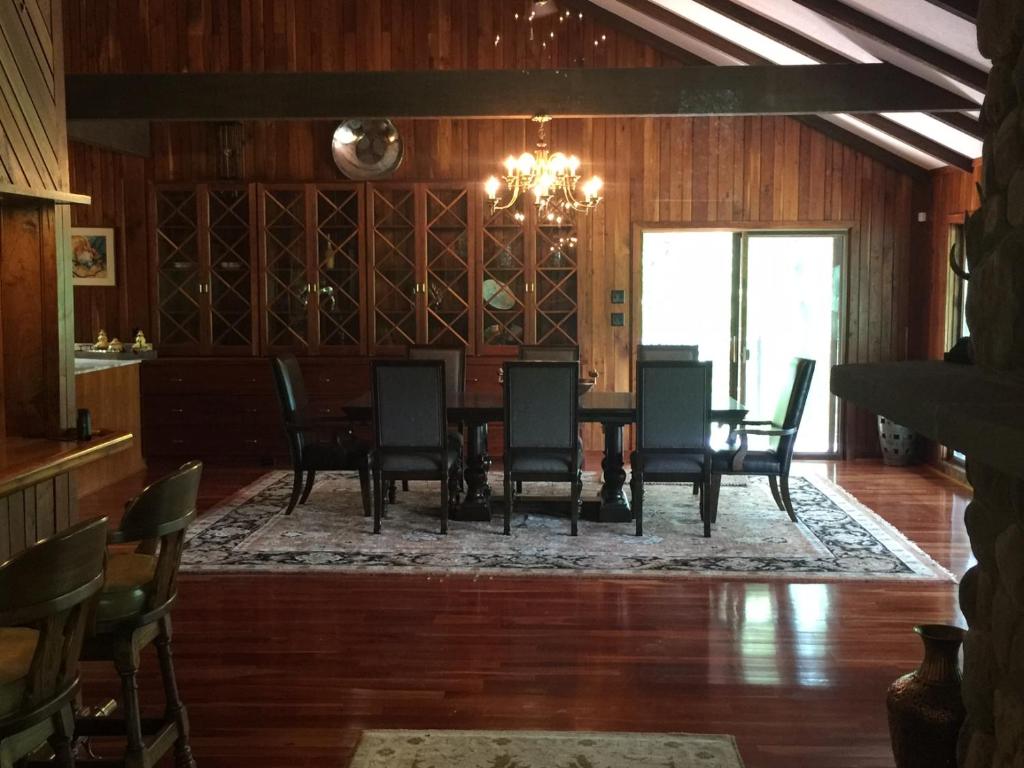 The Lodge in Sugar Hollow - Four-Bedroom House