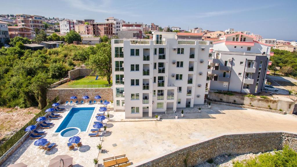Bazén v ubytování Adriatic Dreams Apartments nebo v jeho okolí