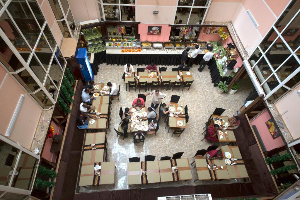 Restaurace v ubytování Mount Royal Hotel