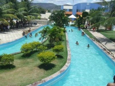 Bazén v ubytování Fiesta Park Hotel nebo v jeho okolí