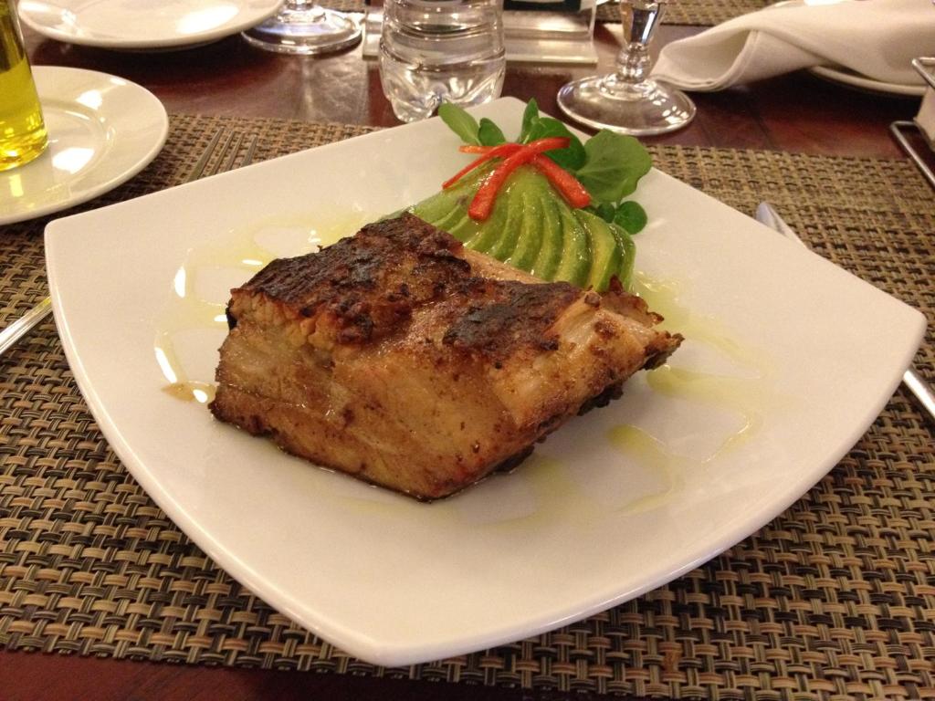 ホテルの敷地内または近くでの食事または食べ物
