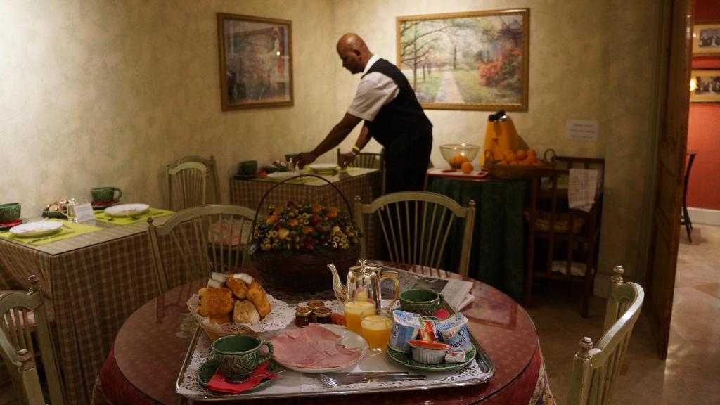 Le Relais Médicis - Resim 30