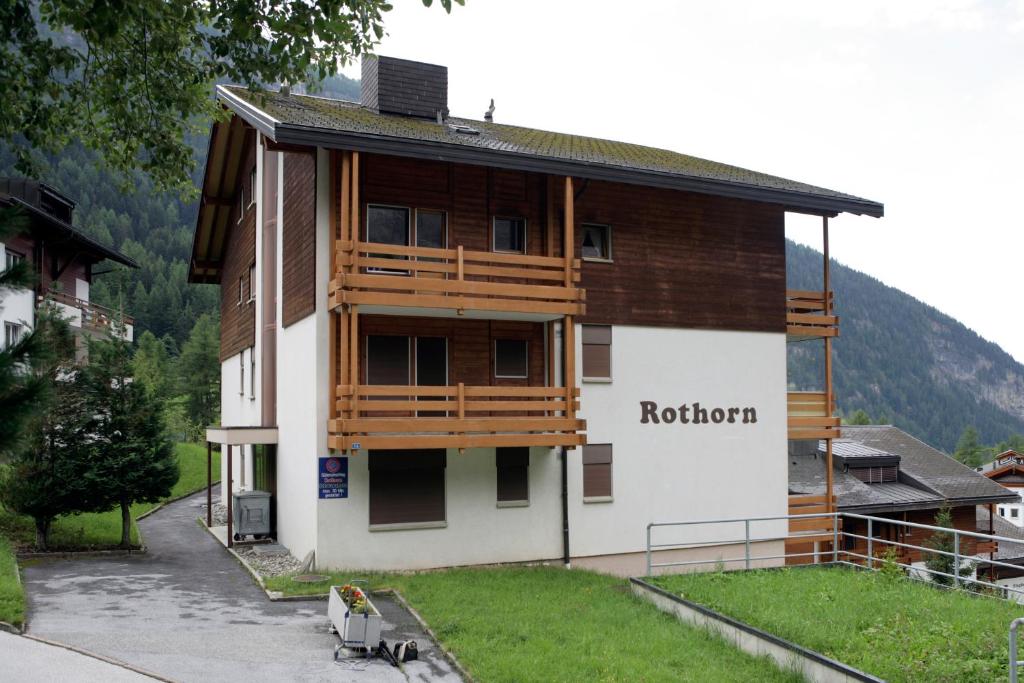 Nespecifikovaný výhled na hory nebo výhled na hory při pohledu z apartmánu