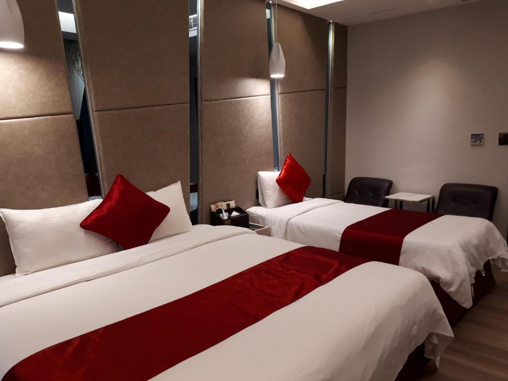 Jin Spa Resort Hotel - Quarto Triplo Com Banho