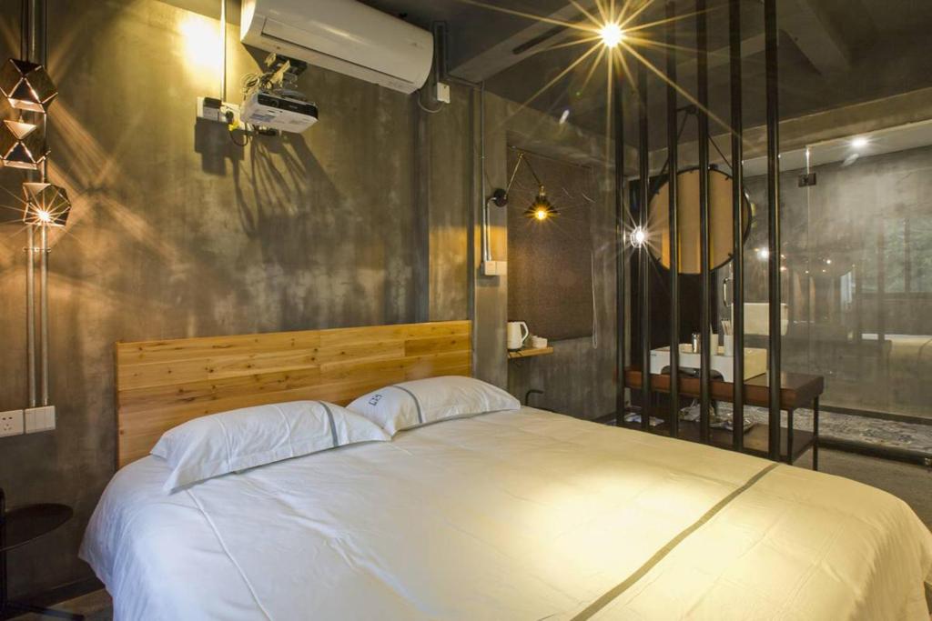 0517 Boutique Hotel - LADDEA TO CLOUDS KING SALE ROOM (305)