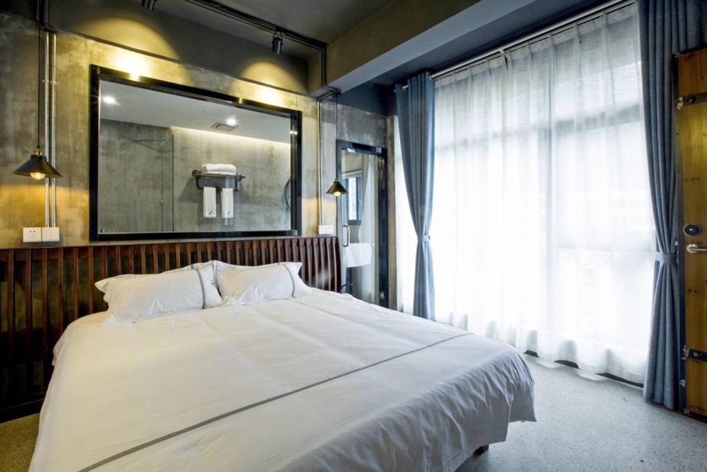 0517 Boutique Hotel - Mira La Sala De Tamaño De La Luna Rey (401)