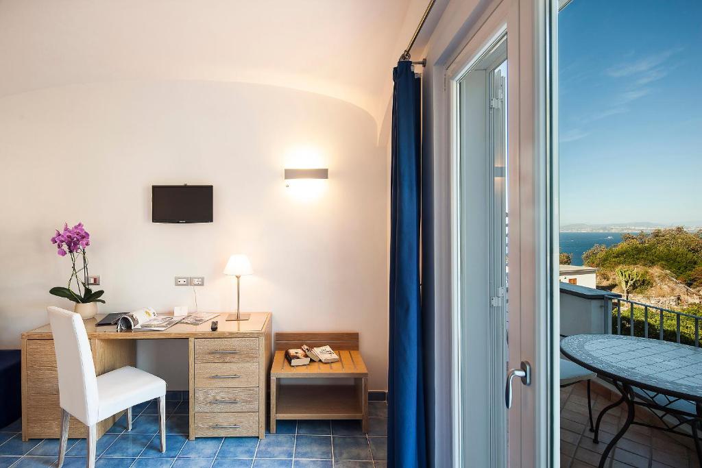 Grifo Hotel Charme & SPA - Superior Doppelzimmer Mit Seitlichem Meerblick