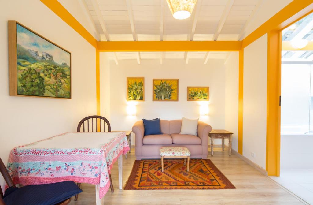  Pousada Chalés da Casa Centenária