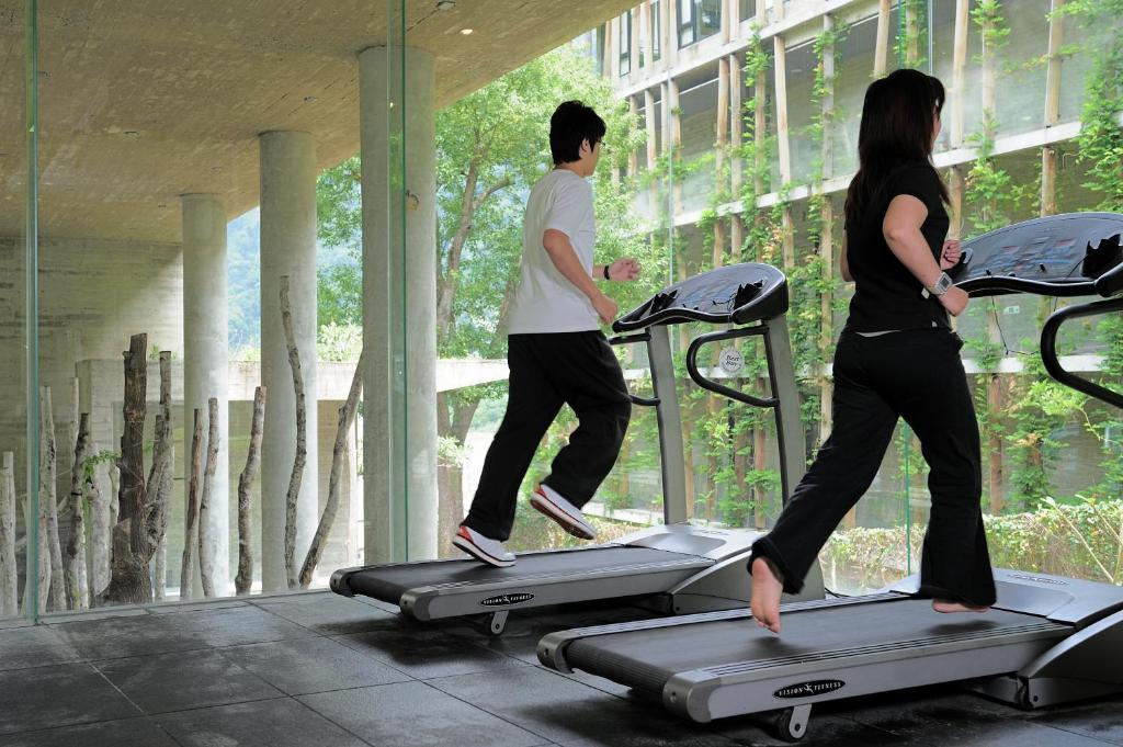 Fitness centrum a/nebo fitness zařízení v ubytování Onsen Papawaqa