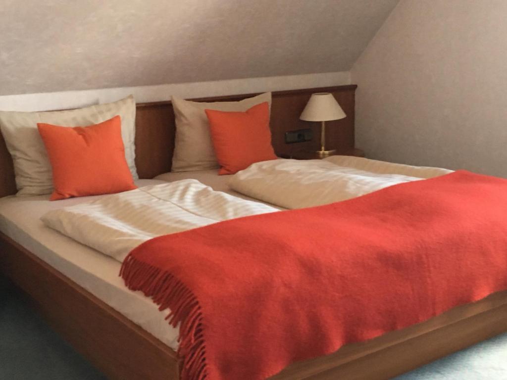 Postel nebo postele na pokoji v ubytování Wittlers Hotel