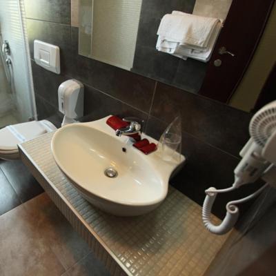 Koupelna v ubytování Hotel Šator