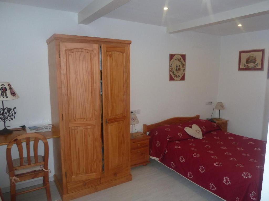 Postel nebo postele na pokoji v ubytování Hotel Restaurant 3 Châteaux