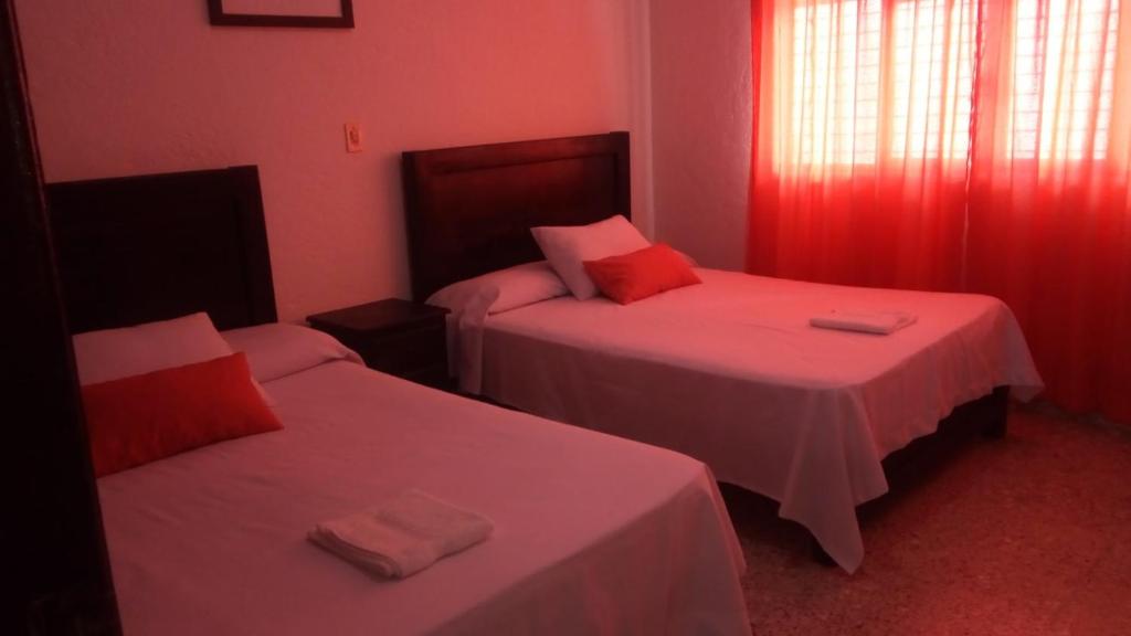 Hotel D'Lina Princess Suites - Family Room With Private Bathroom