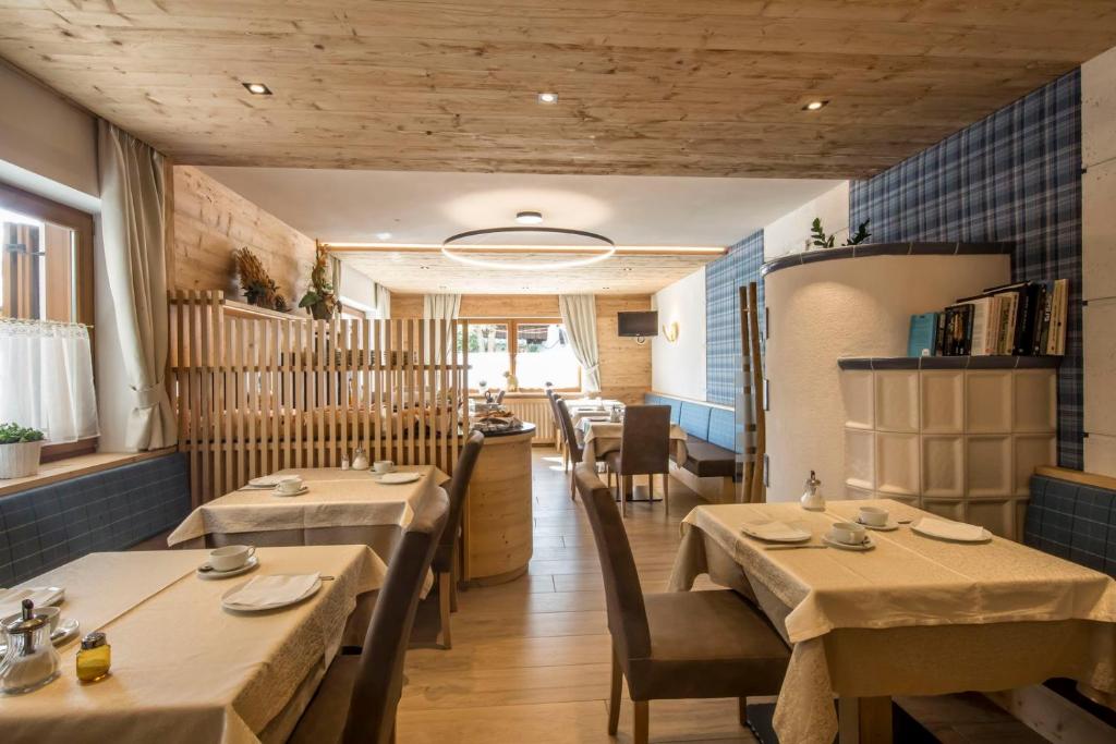 Posezení v ubytování Garnì Lasteis B&B - apartments