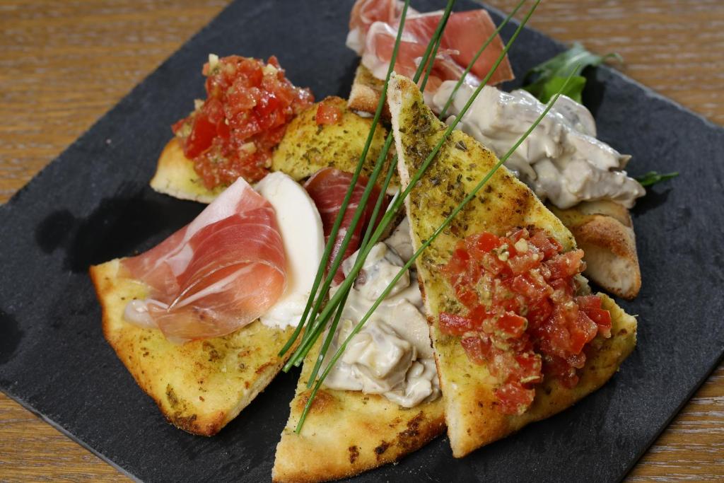 Garni Hotel Chicha - Winery ŠKRBIC - Resim 30