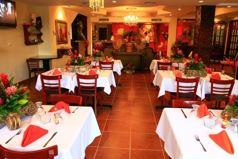 Restaurace v ubytování Boutique Hotel La Cordillera