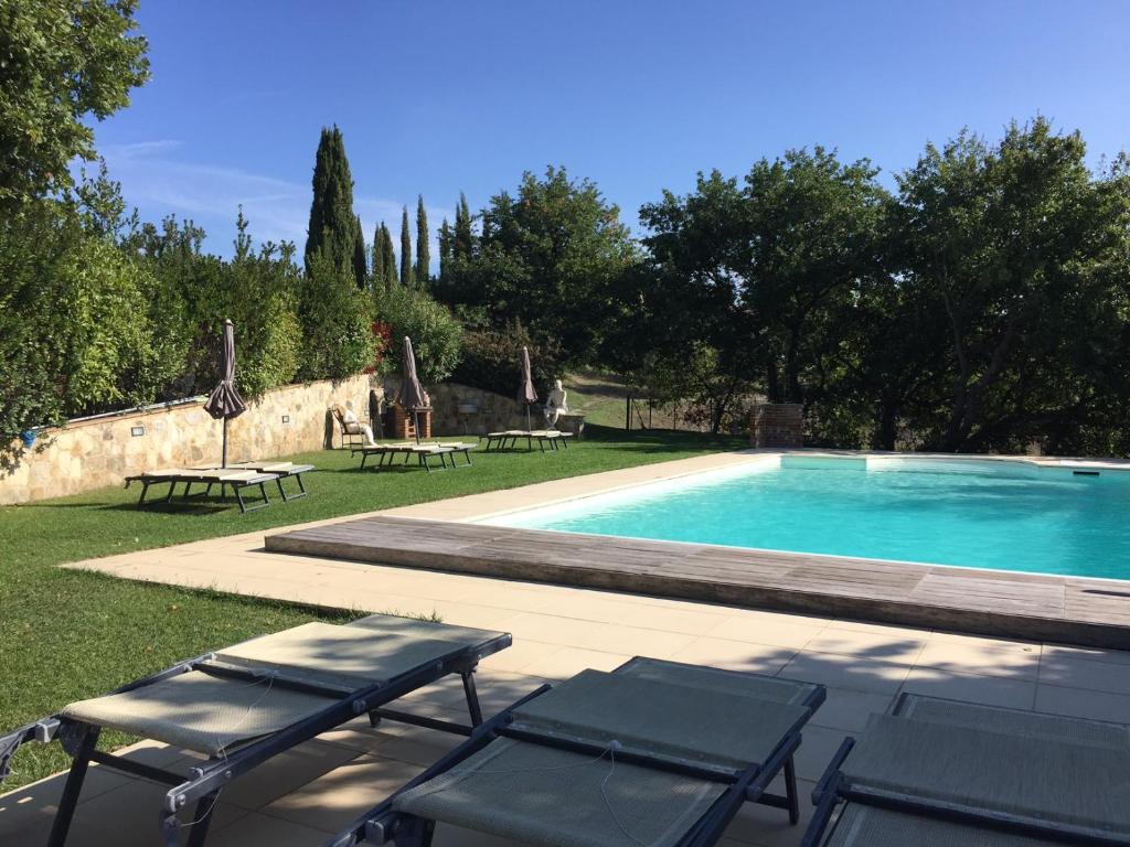 Bazén v ubytování Agriturismo Podere Alberese nebo v jeho okolí