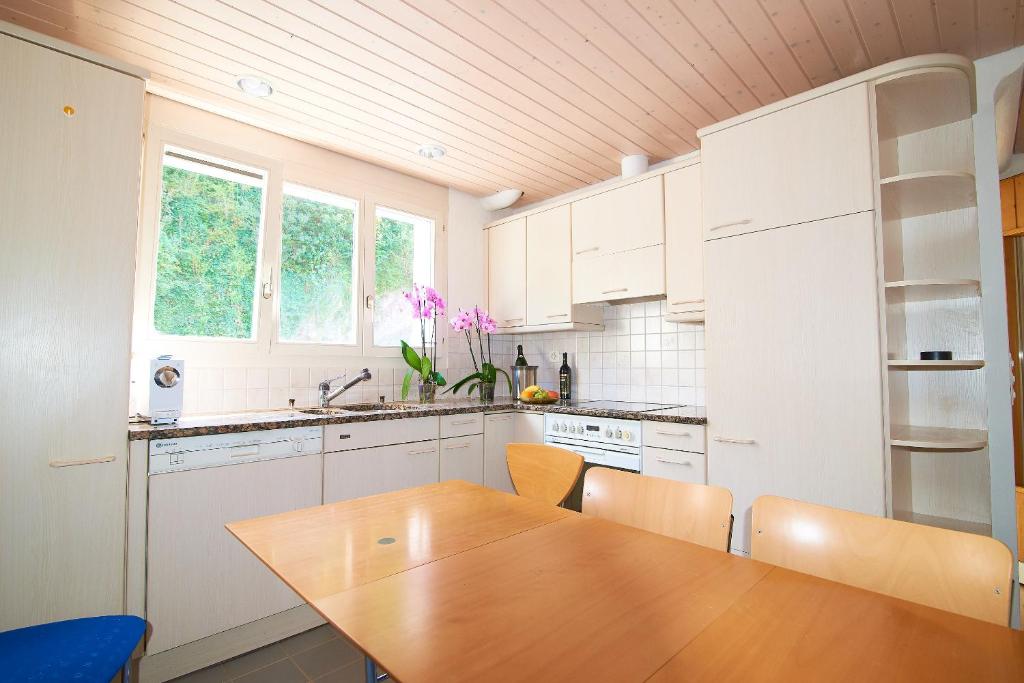 City Center Holiday Apartment - Resim 8